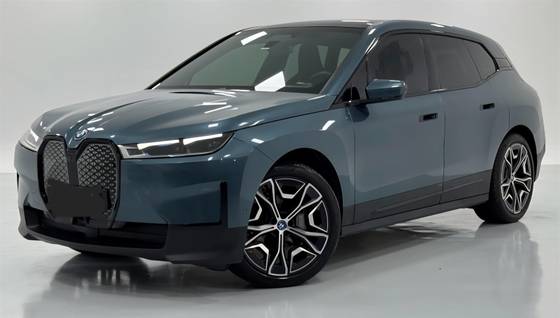 BMW iX ELÉTRICO XDRIVE40
